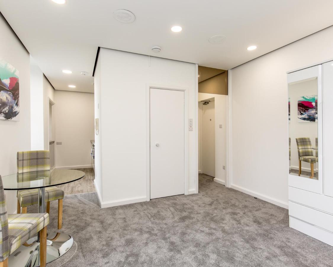 Refurbished Studio Next To The Royal Mile Apartman Edinburgh Kültér fotó